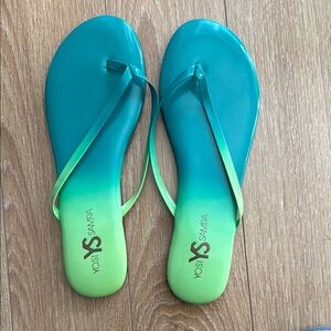 Yosi Samra Women's Green Sandals Neon Flip-flops (NWOT)